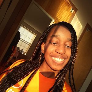 Meet your Posher, Abigail